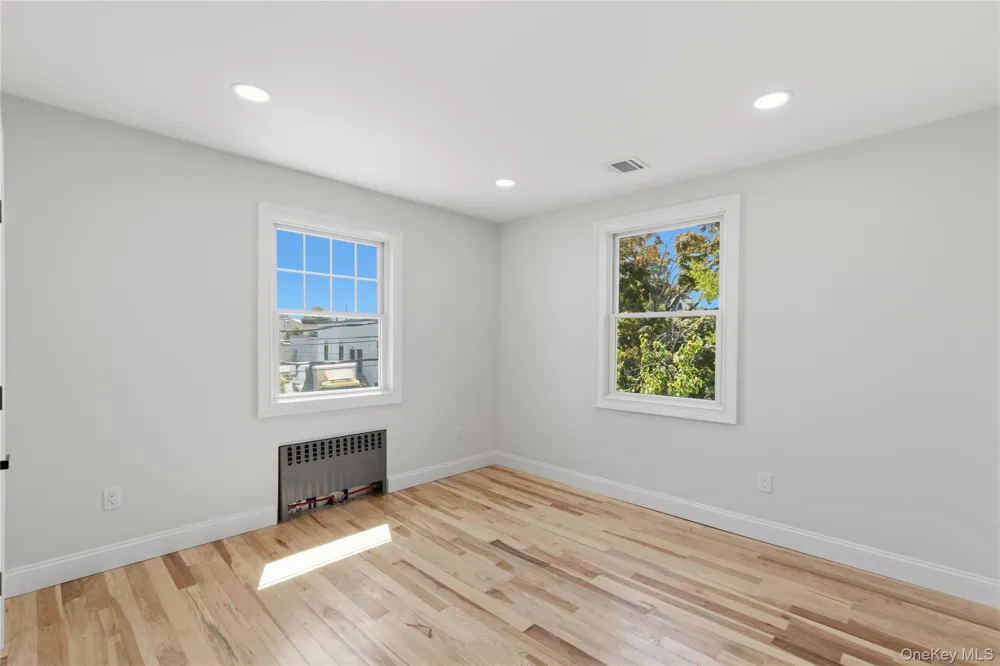 1 Alvin Street #1 Glen Cove, NY 11542