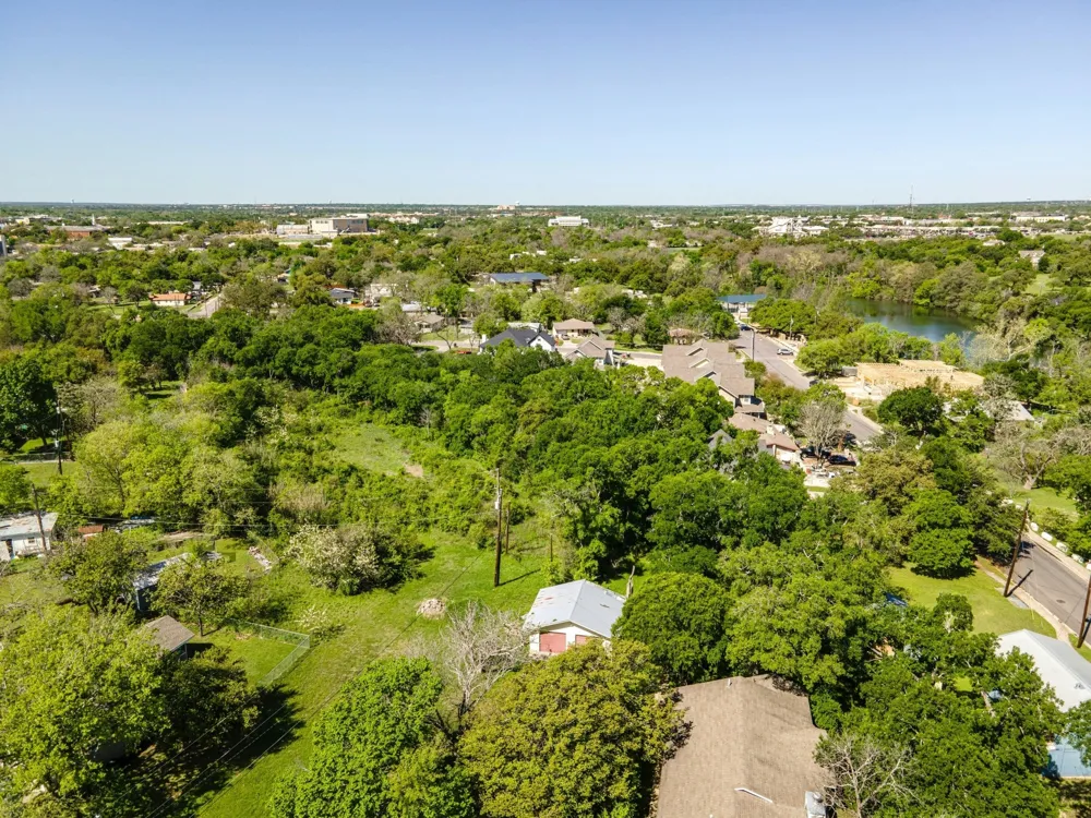 615 Pecan Avenue Round Rock, TX 78664