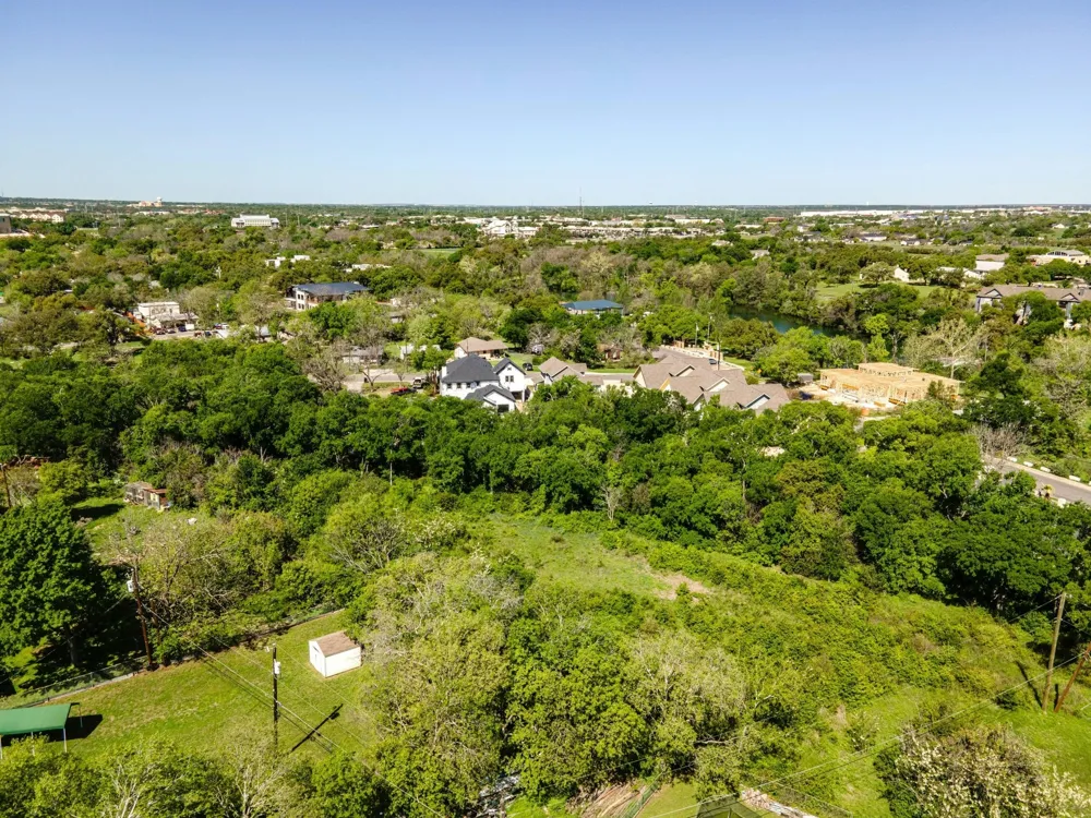 615 Pecan Avenue Round Rock, TX 78664
