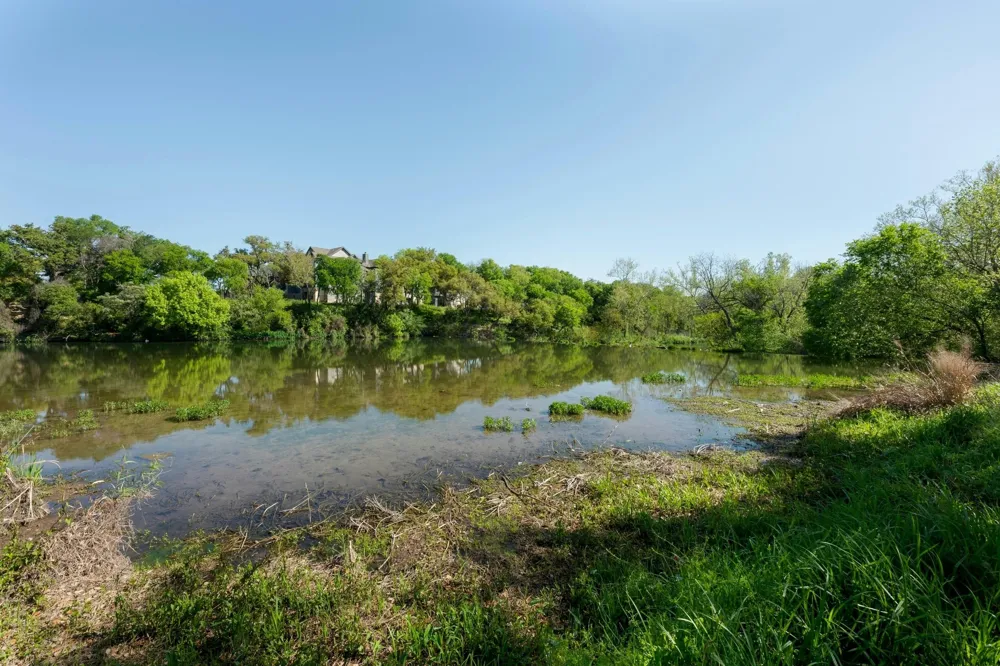 615 Pecan Avenue Round Rock, TX 78664