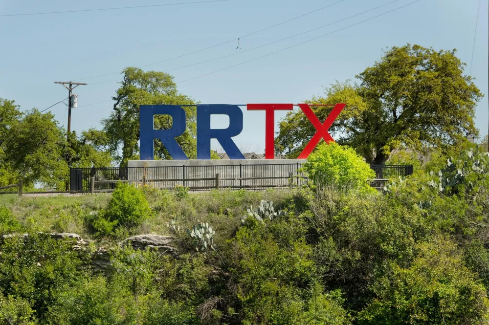 615 Pecan Avenue Round Rock, TX 78664