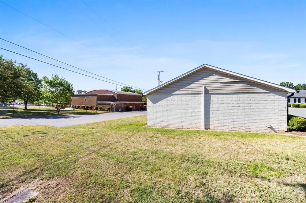 1655 Webb Street Gastonia, NC 28052