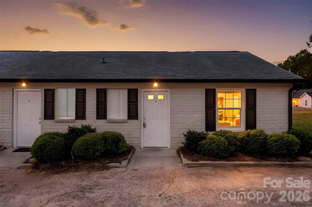 1655 Webb Street Gastonia, NC 28052