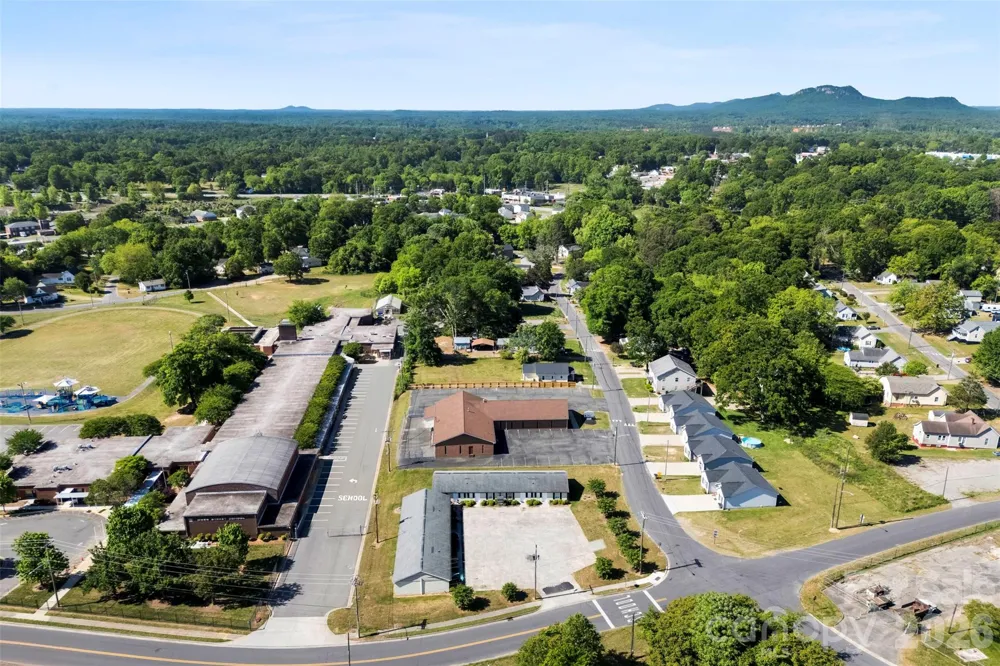 1655 Webb Street Gastonia, NC 28052