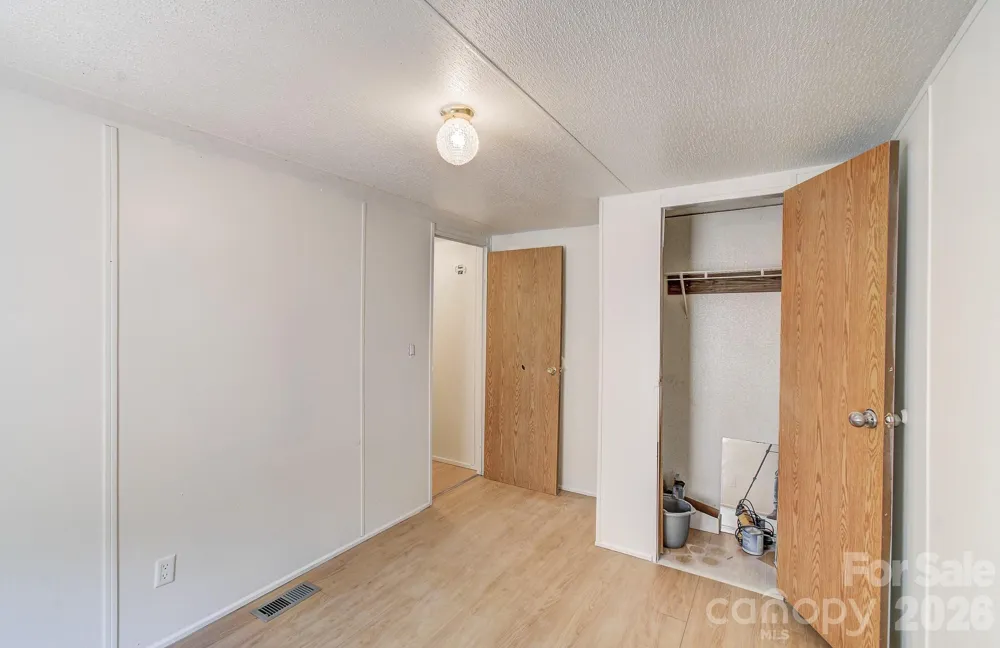 10 Lands End Drive Candler, NC 28715