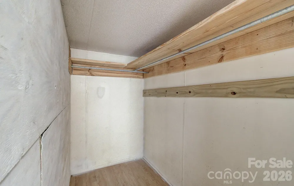 10 Lands End Drive Candler, NC 28715