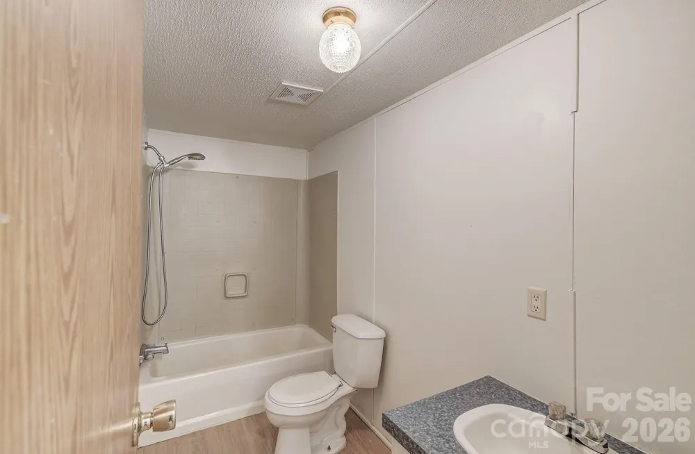 10 Lands End Drive Candler, NC 28715