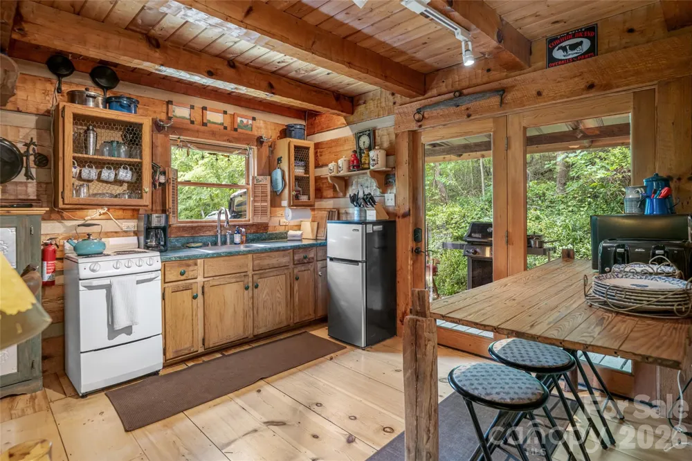 119 Old Salem Branch Drive Alexander, NC 28701