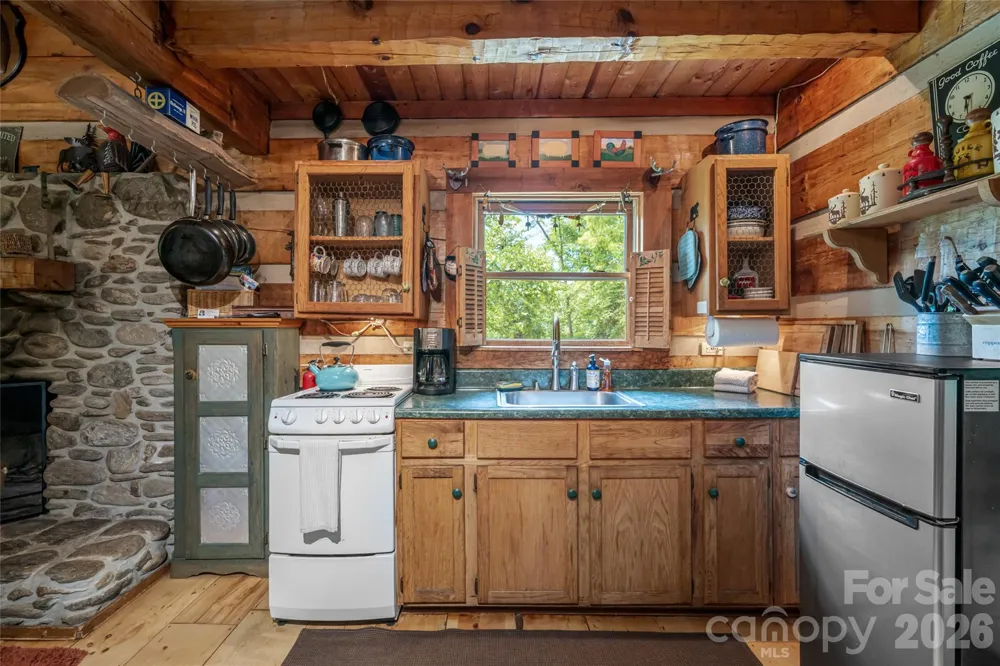 119 Old Salem Branch Drive Alexander, NC 28701