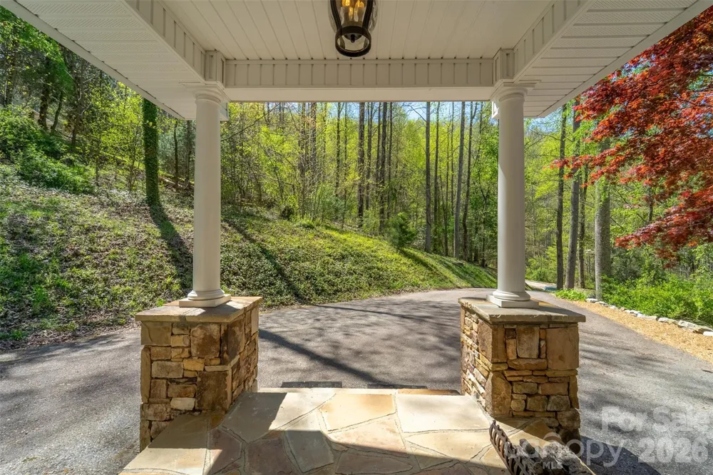 605 Toy Cove Road Sylva, NC 28779