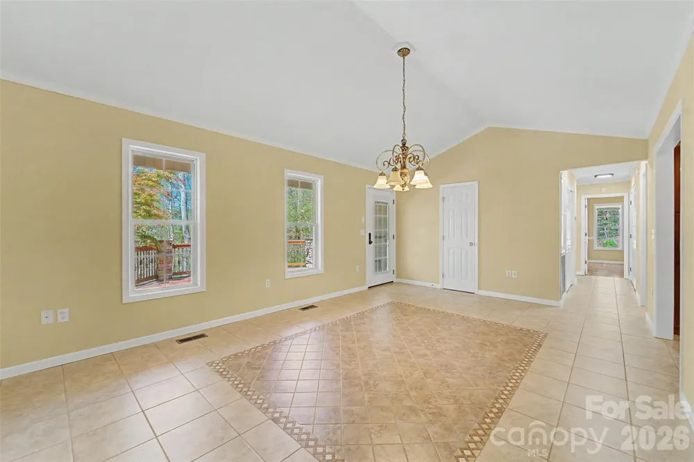 605 Toy Cove Road Sylva, NC 28779