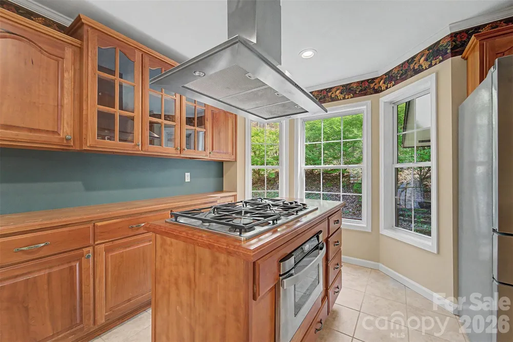 605 Toy Cove Road Sylva, NC 28779