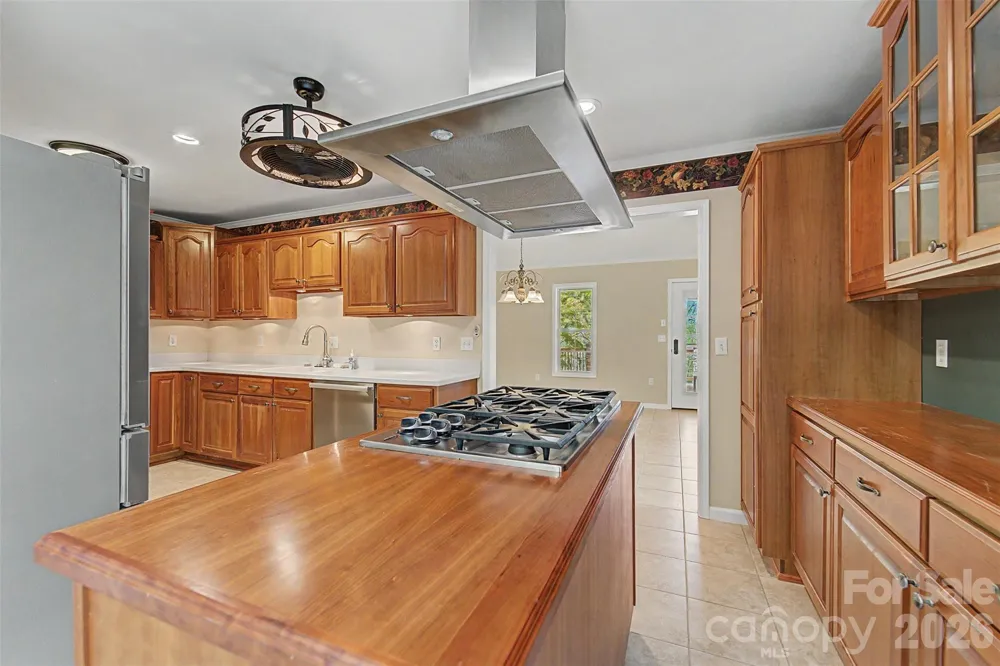 605 Toy Cove Road Sylva, NC 28779