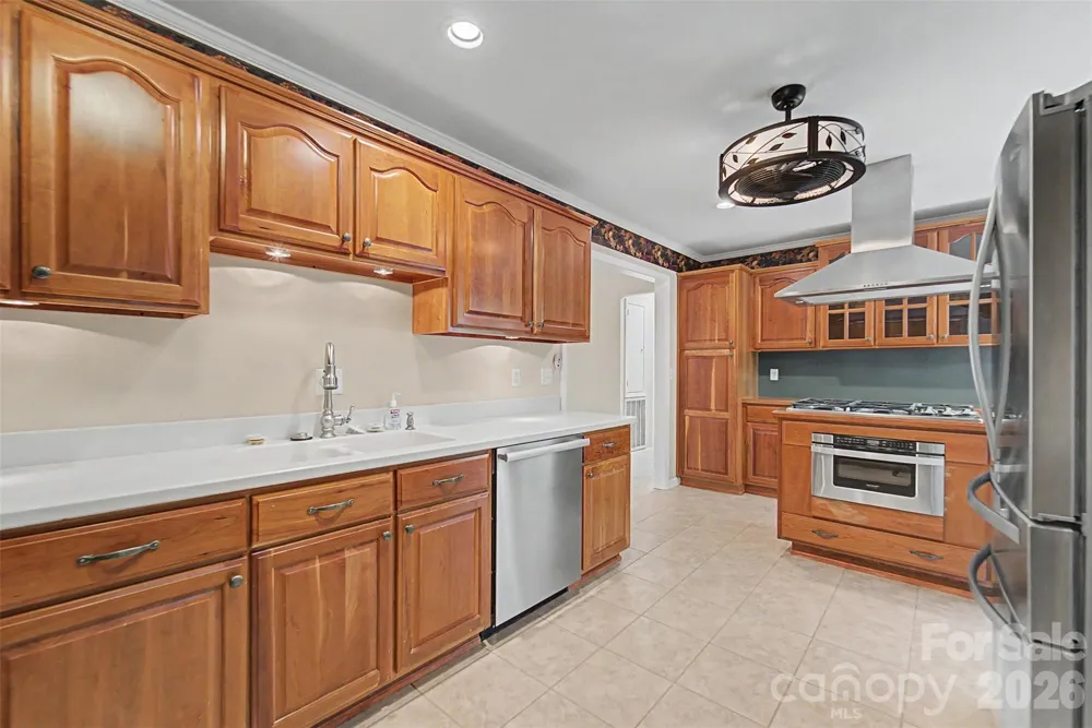 605 Toy Cove Road Sylva, NC 28779