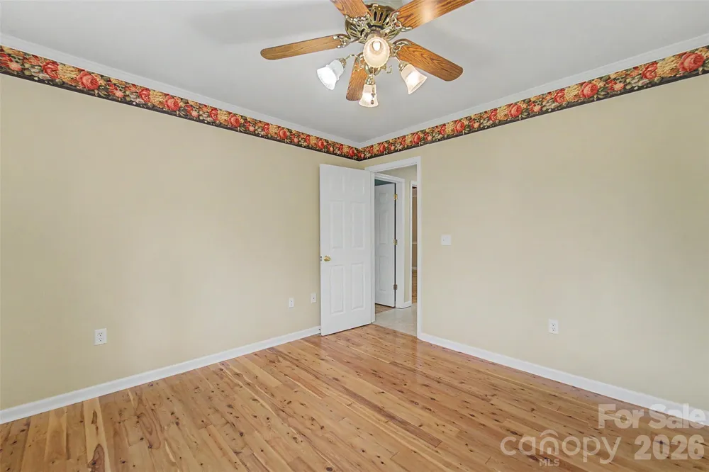 605 Toy Cove Road Sylva, NC 28779