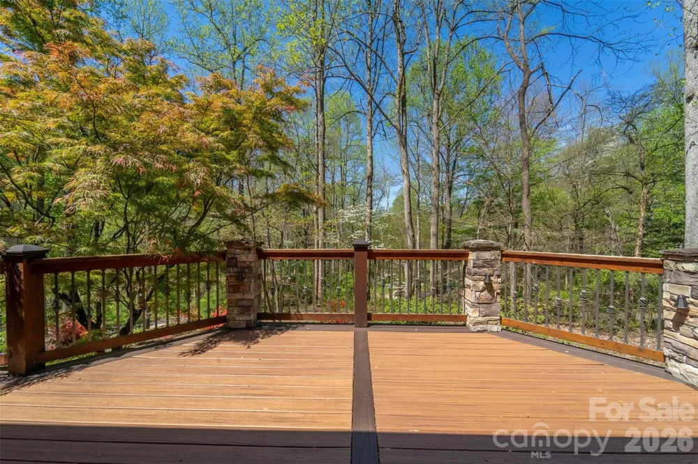 605 Toy Cove Road Sylva, NC 28779