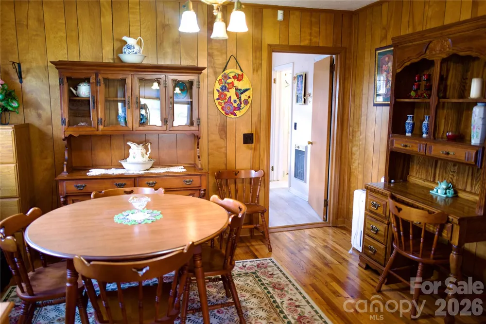 560 Russ Norris Heaton Road Elk Park, NC 28622