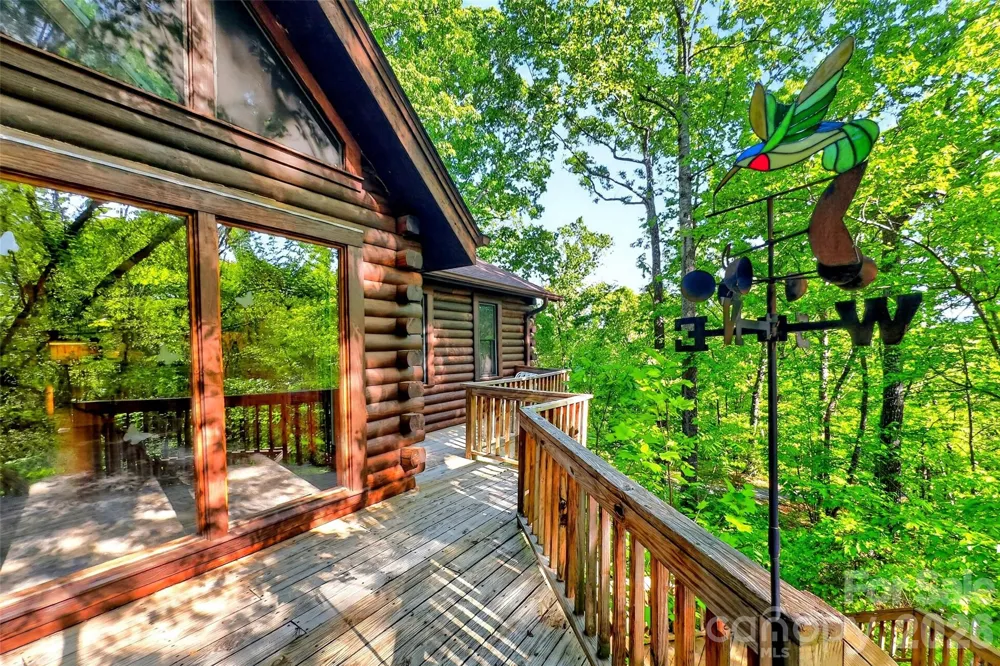 221 Hammer Hollow Drive Marion, NC 28752