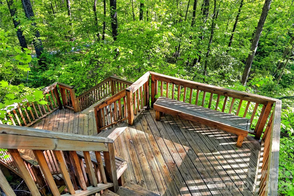 221 Hammer Hollow Drive Marion, NC 28752