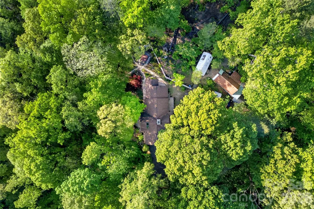 221 Hammer Hollow Drive Marion, NC 28752