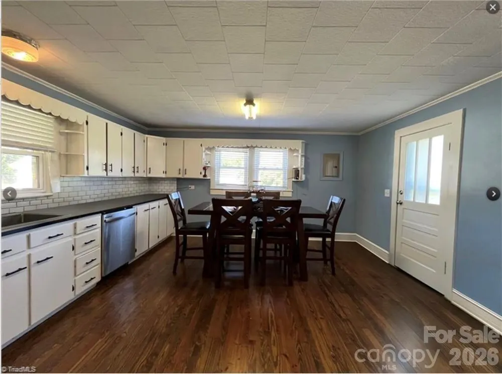 820 Suncrest Orchard Road North Wilkesboro, NC 28659