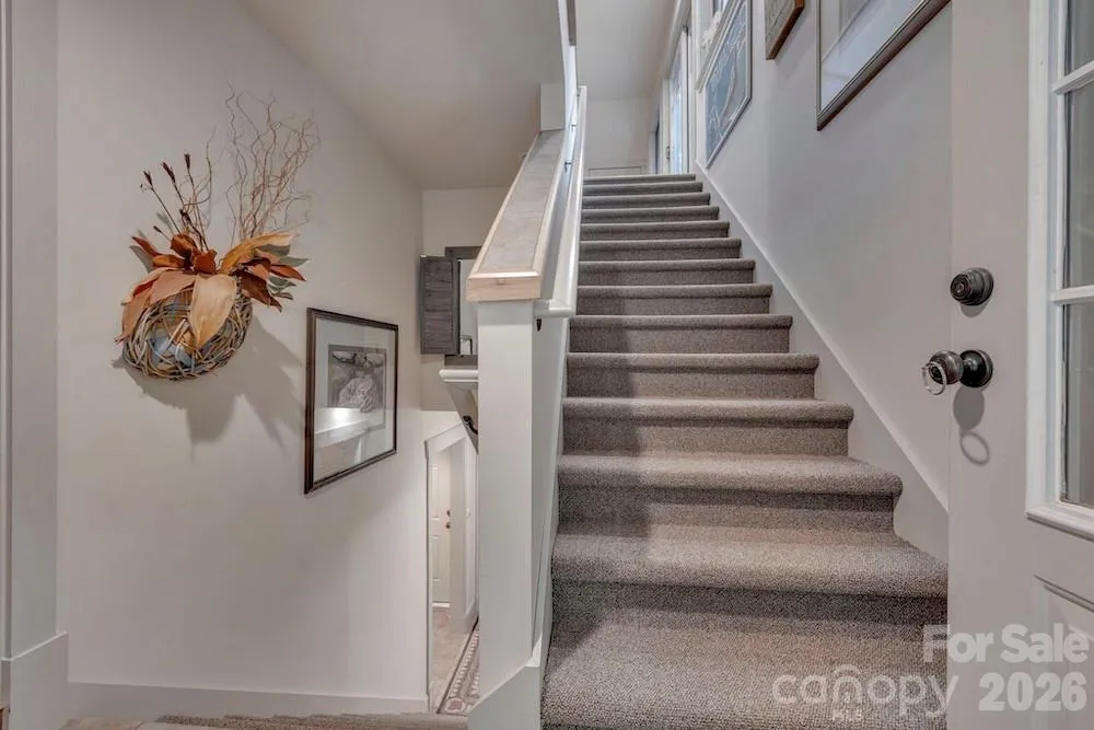 178 Whetstone Gap Road Lake Toxaway, NC 28747