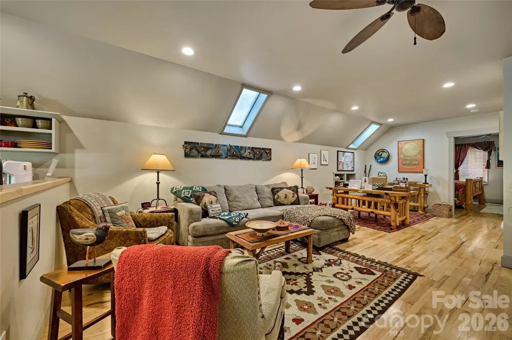 178 Whetstone Gap Road Lake Toxaway, NC 28747