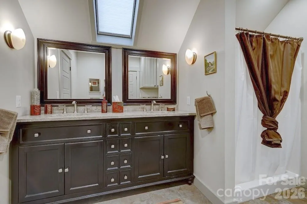 178 Whetstone Gap Road Lake Toxaway, NC 28747