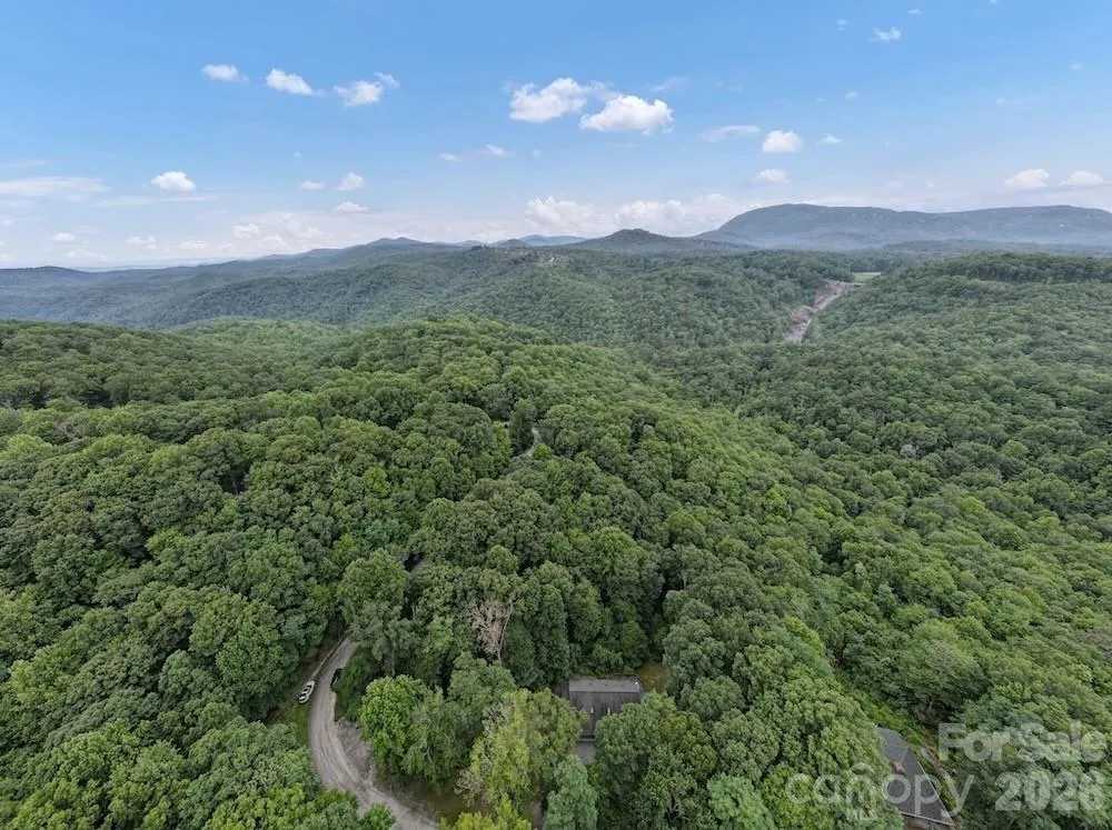 178 Whetstone Gap Road Lake Toxaway, NC 28747