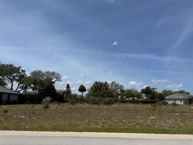 73 OLD OAK S DRIVE Palm Coast, FL 32137