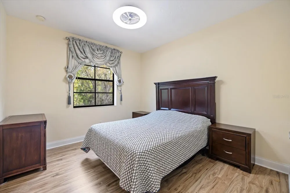 6120 E 27 STREET E Ellenton, FL 34222