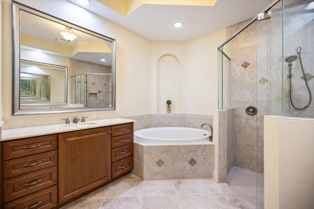 6120 E 27 STREET E Ellenton, FL 34222