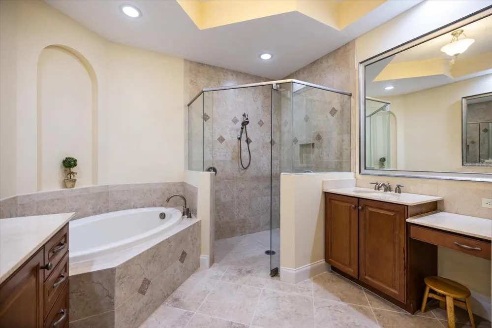 6120 E 27 STREET E Ellenton, FL 34222