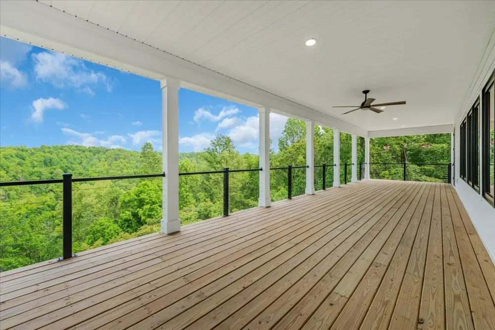 8350 Old Mill Hill Rd Dowelltown, TN 37059