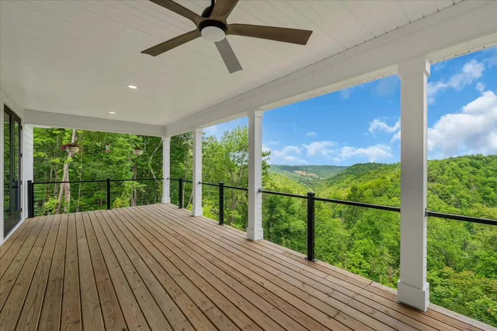 8350 Old Mill Hill Rd Dowelltown, TN 37059