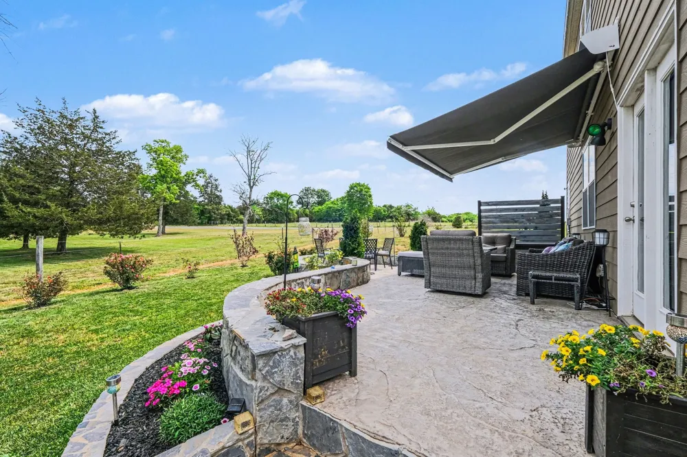 302 Ryan Rd Chapel Hill, TN 37034