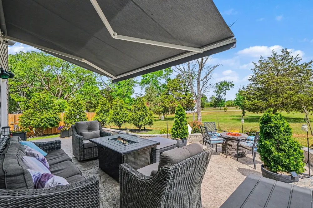302 Ryan Rd Chapel Hill, TN 37034