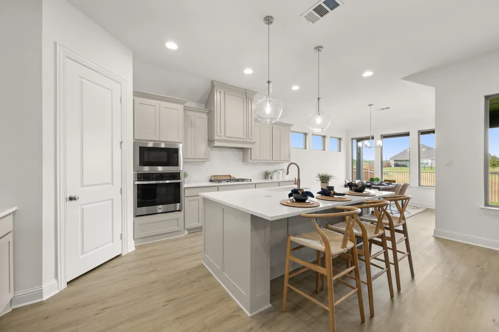 2632 Steve Street Burleson, TX 76028