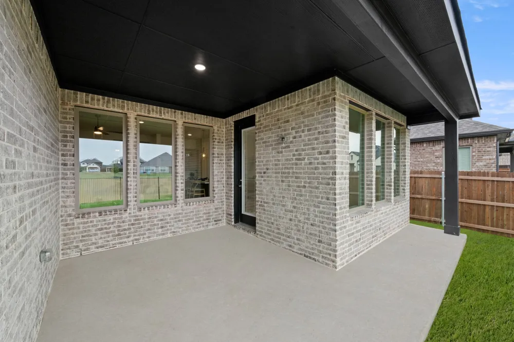2632 Steve Street Burleson, TX 76028