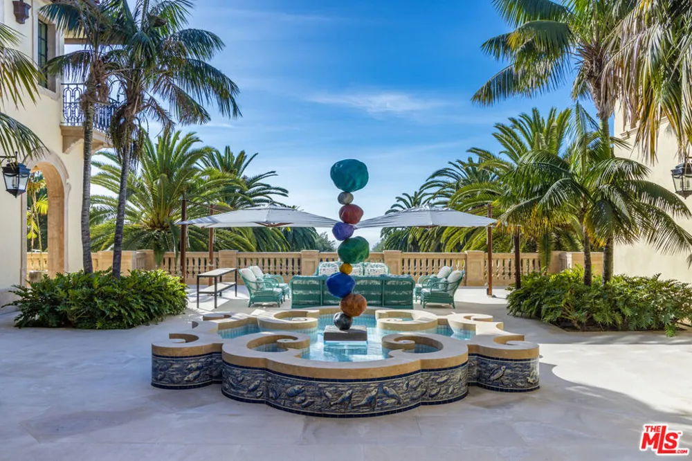 11201 Chalon Road Los Angeles, CA 90049