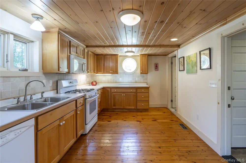 606 Church Avenue Germantown, NY 12526