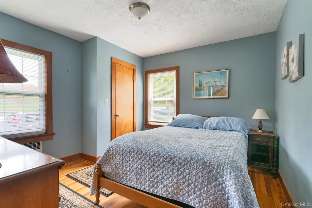 2005 Old Kings Highway Saugerties, NY 12477
