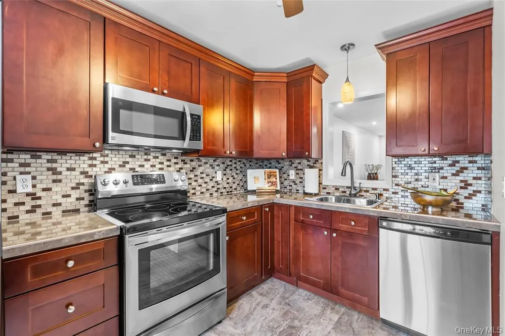 503 Twin Brook Court Carmel, NY 10512