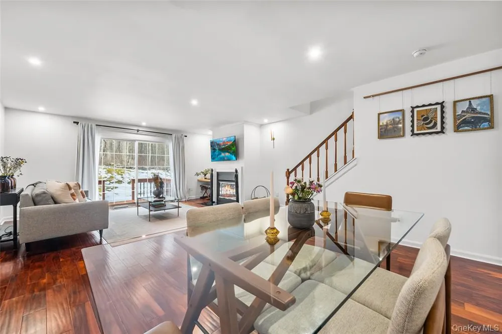 503 Twin Brook Court Carmel, NY 10512