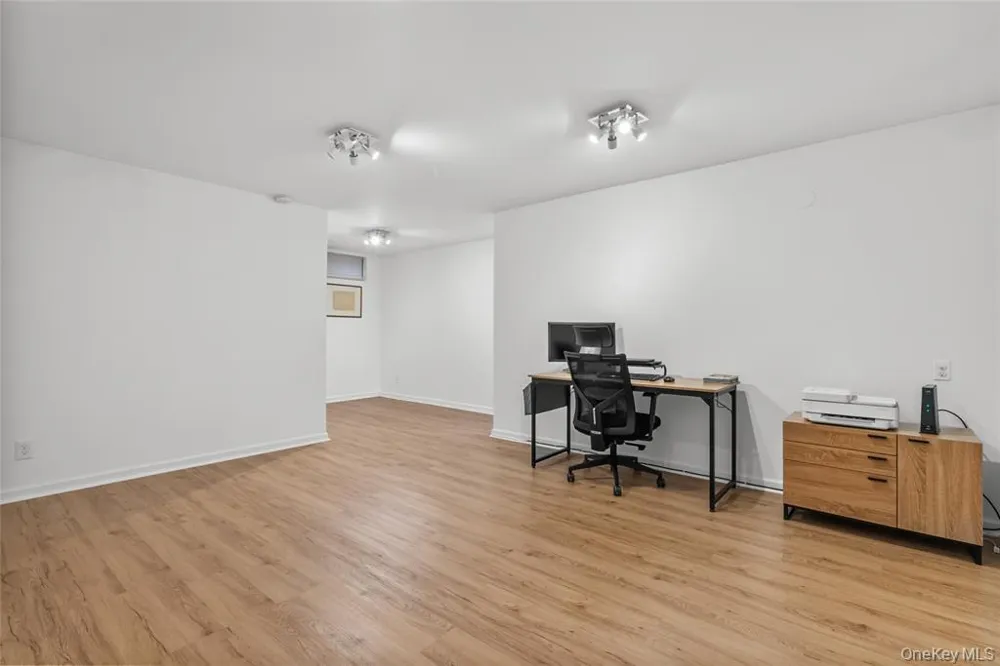 503 Twin Brook Court Carmel, NY 10512