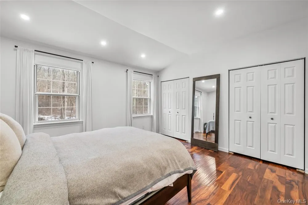 503 Twin Brook Court Carmel, NY 10512