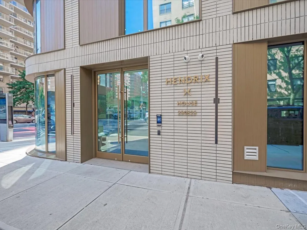 250 E 25th Street #9B New York (Manhattan), NY 10010