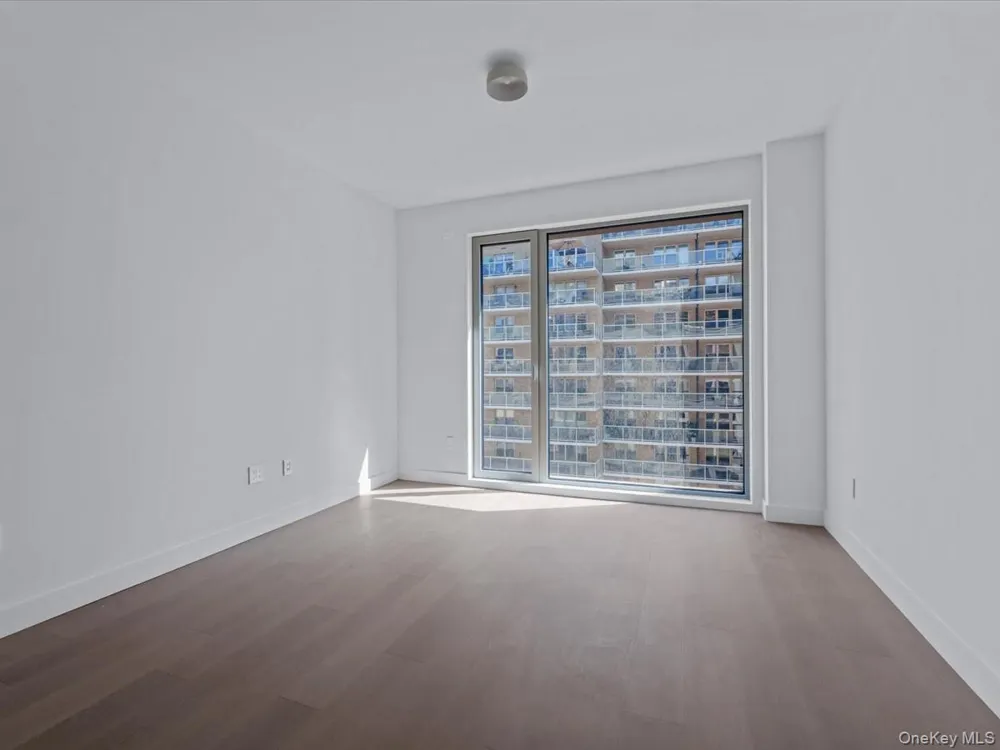 250 E 25th Street #9B New York (Manhattan), NY 10010