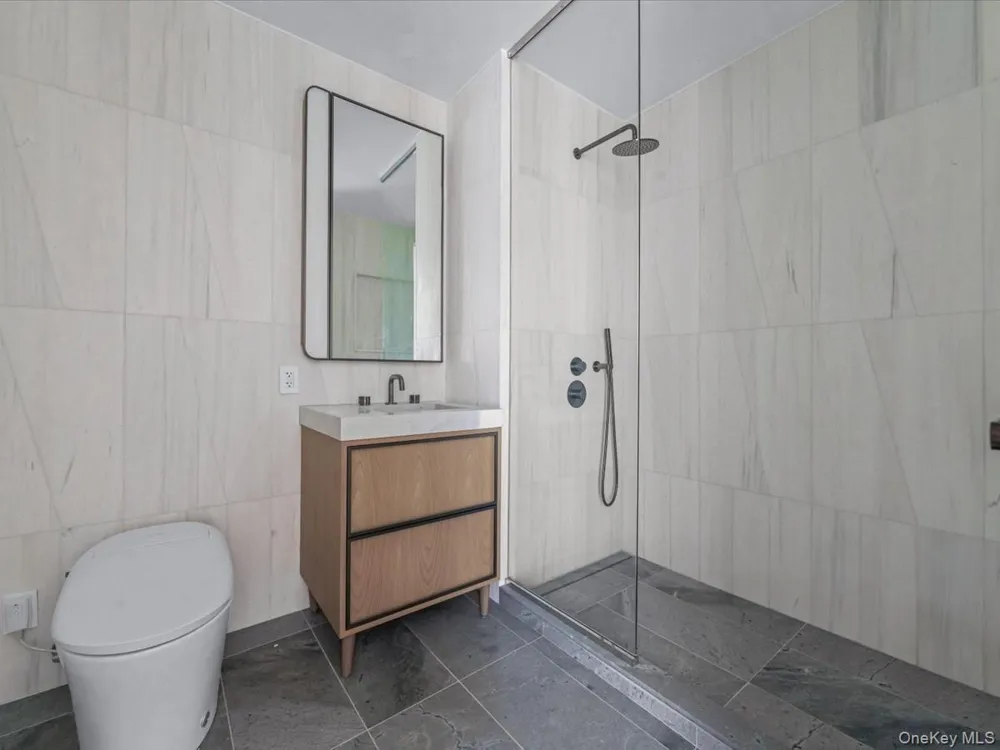 250 E 25th Street #9B New York (Manhattan), NY 10010