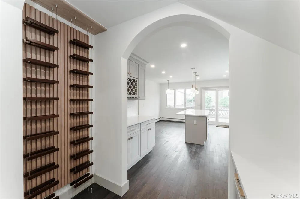 21 Mackey Avenue Port Washington, NY 11050